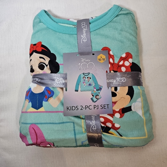 2/$20 Disney 2PC PJ Sleep Set - Picture 1 of 8